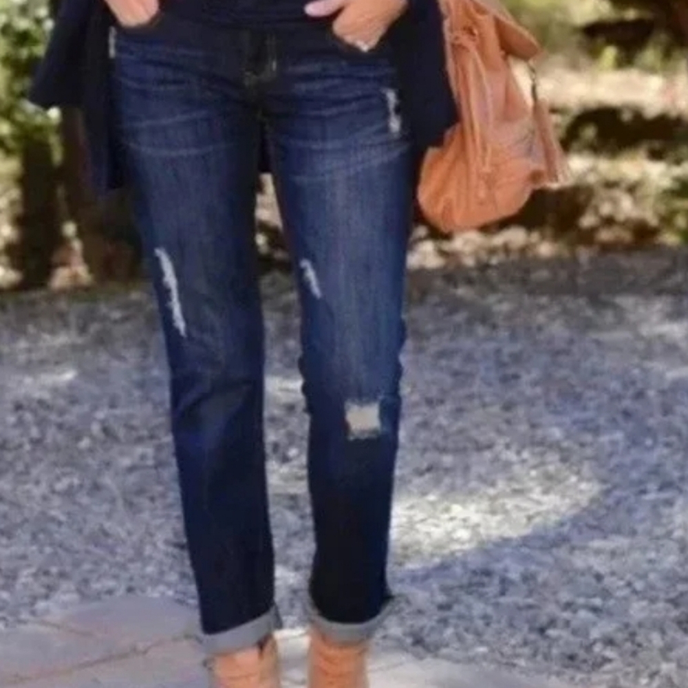 CAbi distressed jean Midrise 14